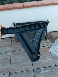 Staffa parafango destro ford transit 2016