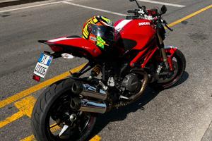 Ducati Monster 1100 evo