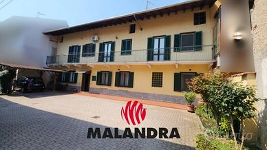 Casa indipendente di 242 m² con 5 locali e box aut