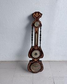 Orologio da parete vintage con barometro