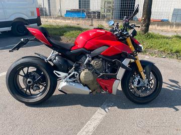 Ducati Streetfighter V4S