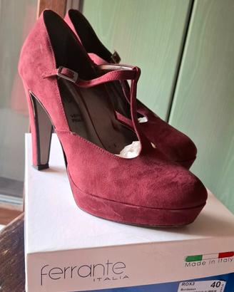Scarpe con Tacco  
