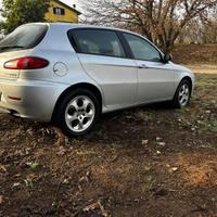 Alfa Romeo 147