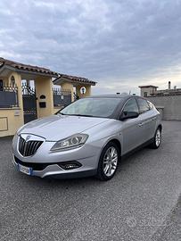 Lancia delta 2010 cambio automatico!