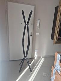 appendiabiti in legno