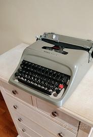 macchina da scrivere vintage studio 44 Olvietti