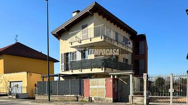 TRE LOCALI CON GIARDINO E BOX - RECENTE COSTRUZION