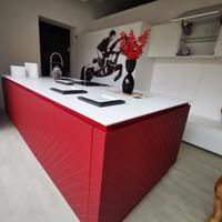 Cucina ad isola di altissima qualità  scontata