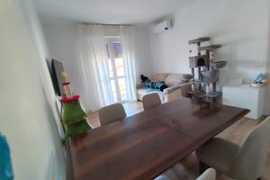 Villongo trilocale con box auto