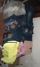 Jeans/Magliette/Gonne