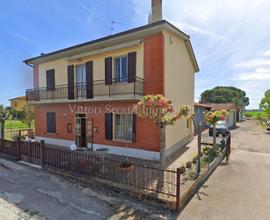 Acquaviva di Montepulciano (SI), casa singola con