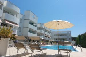 Jesolo-centrale-trilocale con piscina e spiaggia