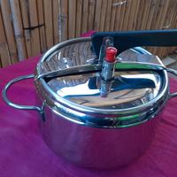 PENTOLA A PRESSIONE LAGOSTINA