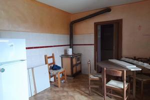 Casa indipendente di 290 m² con più di 5 locali a 
