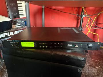 Roland s760 sampler + gotek