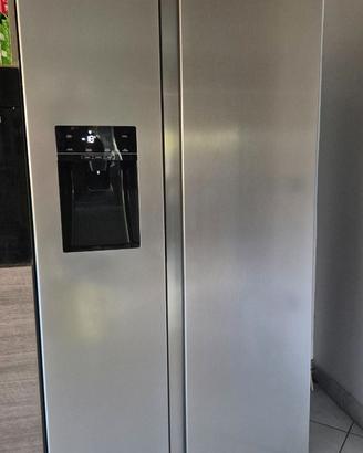 Frigo Side by Side Hisense + Dispenser Ghiaccio