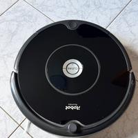Robot aspirapolvere Roomba 606 come nuovo + kit