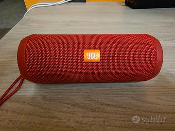 Cassa Bluetooth JBL Flip 3 con batteria nuova 