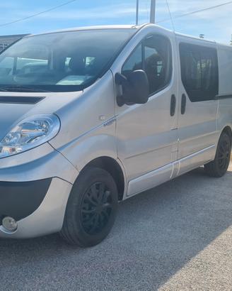 Nissan Primastar Autocarro 6 Posti 12/2013