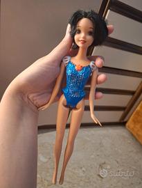Bambola Biancaneve Disney Princess Mattel 2012 cor