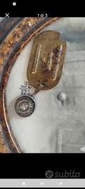 medaglia e piastrina militare 