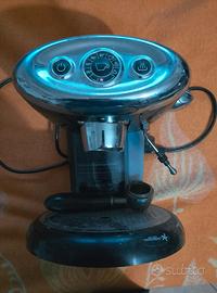 macchina Illy per caffè cialde