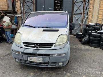 Ricambi Opel Vivaro 1.9 CDTI del 2004