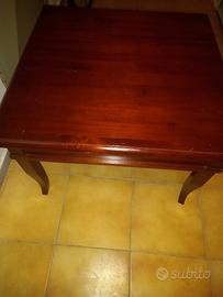 Tavolo in legno  cm.70 x 70