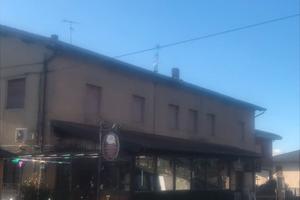 2 appartamenti più box da ristrutturare