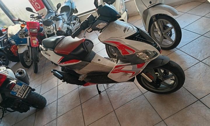 Aprilia SR 50 R