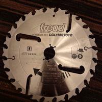 Lama Freud  250x2,6 z24 + 4 rasanti