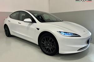 Tesla Model 3 Highland RWD - 300 CV - GANCIO TRAIN