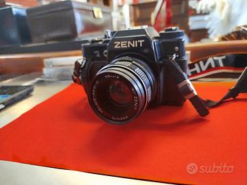 fotocamera vintage zenit 122