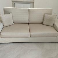 Divano ecopelle e tessuto