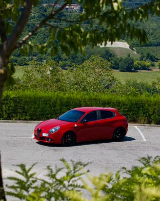 Giulietta quadrifoglio Manuale con GARANZIA