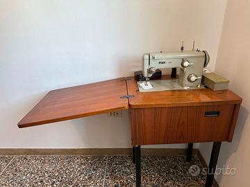 Macchina da cucire Pfaff con mobiletto