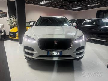 Jaguar F-Pace 2.0 D 180 CV AWD Prestige