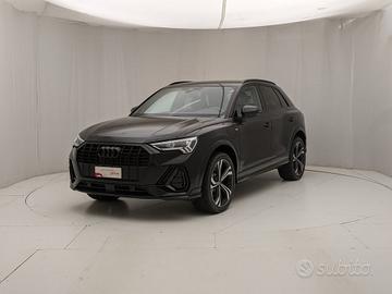 Audi Audi Q3 Identity Black 45 TFSI e 180(245) k