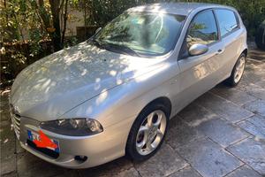 Alfa romeo 147