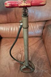 Pompa per bici vintage SUPERPOMPA MILANO UNIVERSAL