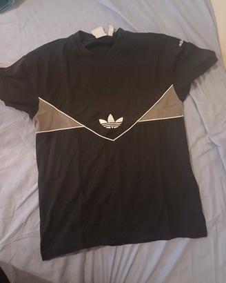 maglietta adidas