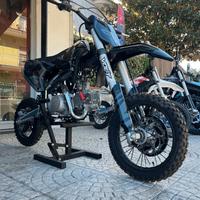 Pitbike modello rxf 125cc total blak