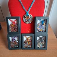collana in vetro  a scelta