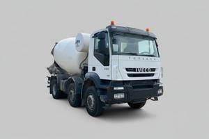 IVECO TRAKKER 450 allestito Betoniera CIFA RY1300