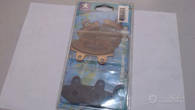 PASTIGLIE FRENI ANT E POSTGEOPOLIS 250-300 PEUGEO