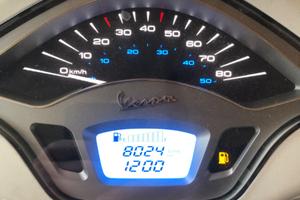 Vespa primavera 50 4t incidentata