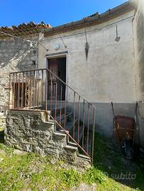 Monolocale, cantina e sottotetto