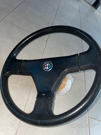 Volante Alfa  75 seconda serie anche ASN/turbo