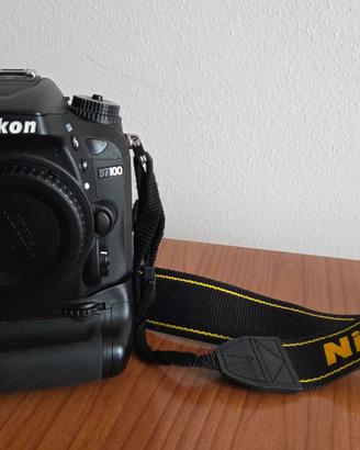 Nikon d7100