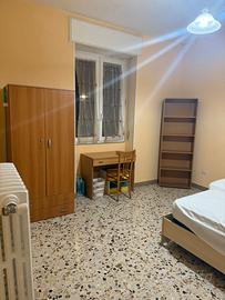 Stanza singola per studentessa in zona centrale
